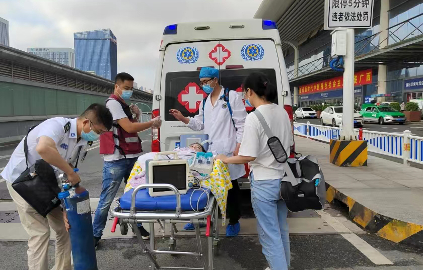 新田县救护车出租公司