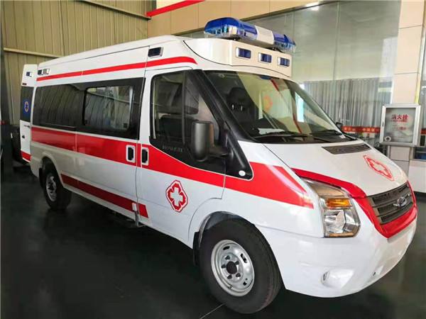 新田县福特V362救护车
